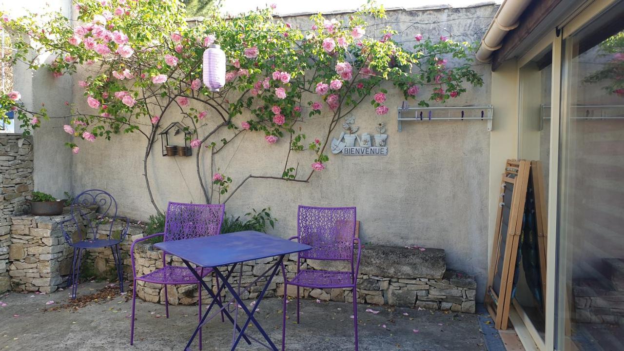 Pause Couleur Lavandula Roussas Esterno foto