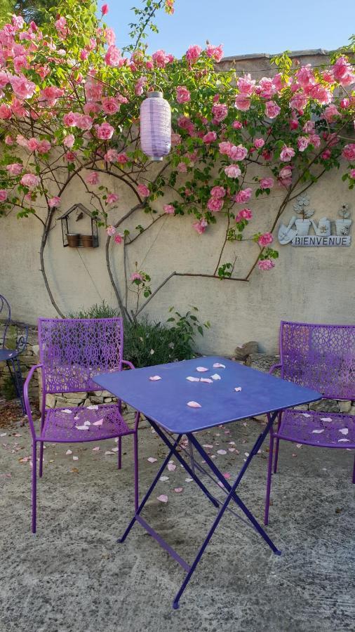 Pause Couleur Lavandula Roussas Esterno foto